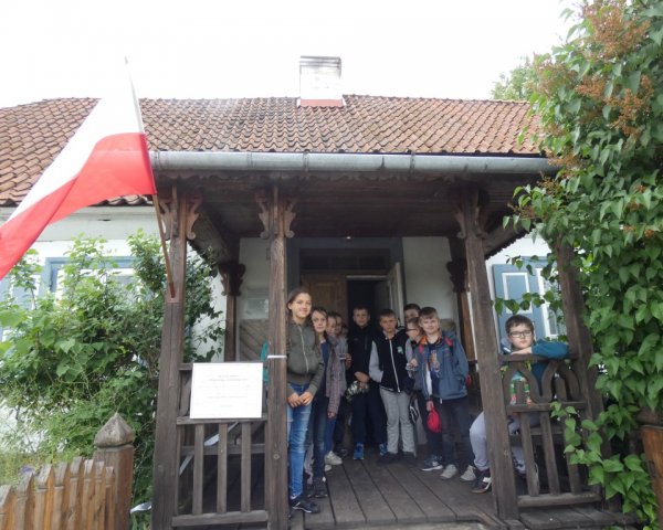 Uczniowie ze szkoły w Radulach